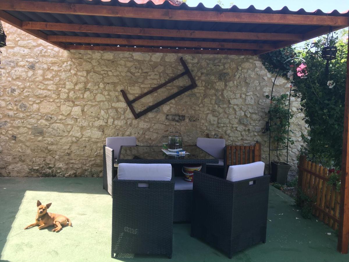 Gite En Pierre Le Paradis Parc Cloture Jacuzzi 5 Places Piscine Au Perigord Pourpre 9Km De Bergerac Saint-Aubin-de-Lanquais Εξωτερικό φωτογραφία